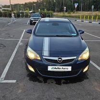 Opel Astra 1.6 AT, 2012, 137 700 км, с пробегом, цена 900 000 руб.