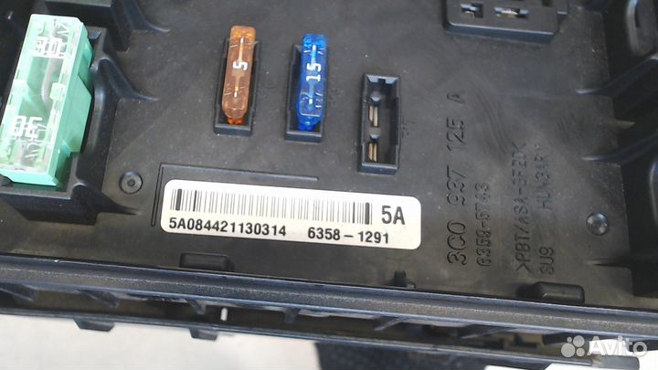 Блок предохранителей Volkswagen Tiguan, 2014