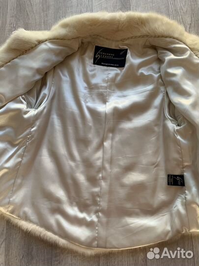 Шуба норковая белая