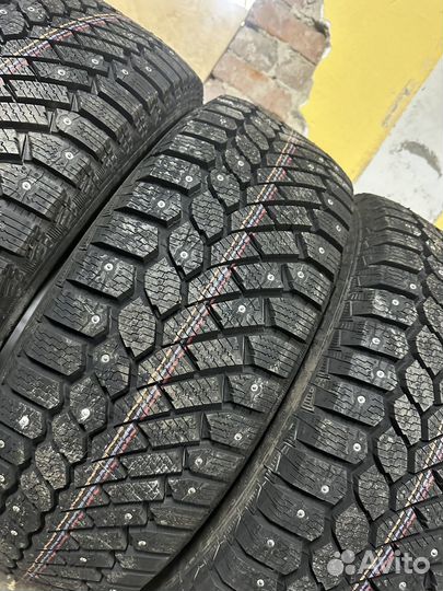 Gislaved Nord Frost 200 SUV 225/60 R17 103T