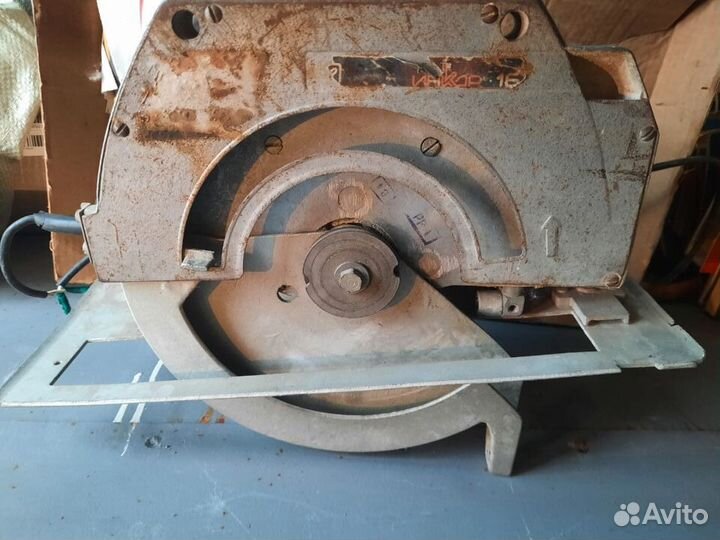 Циркулярка интерскол