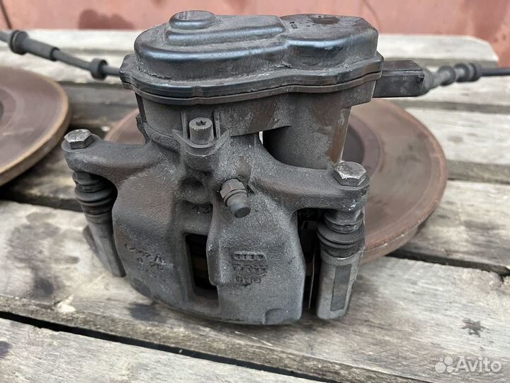 Комплект задних тормозов Audi A4 B8 288мм