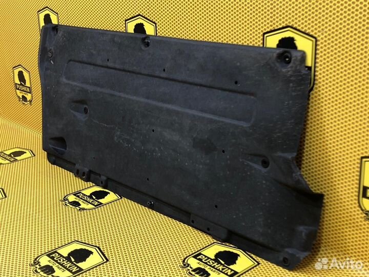 Защита днища кузова передняя правая Hyundai I30 PD