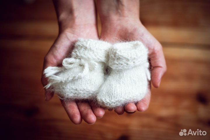 Шапочка и пинетки из ангоры (подарочный набор)