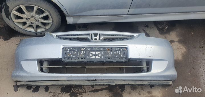 Бампер передний хонда фит