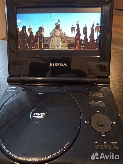 Портативный видеопроигрыватель