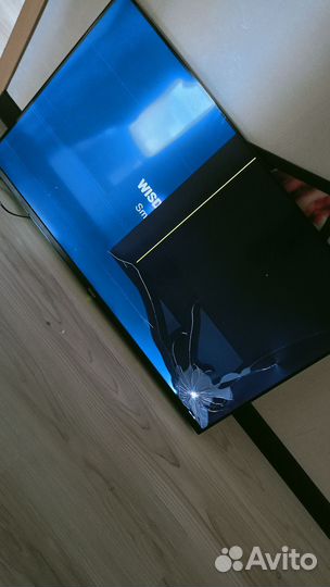 Телевизор SMART tv с вайфаем бу
