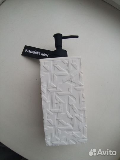 Дозатор Karl Lagerfeld оригинал