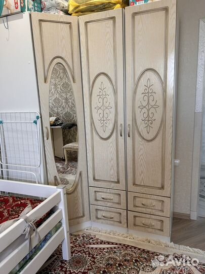 Спальный гарнитур бу