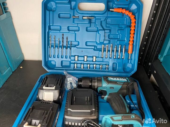 Шуруповерт Makita 18V ударный с двумя АКБ