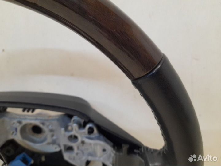 Руль Toyota Land Cruiser 200 2016-2021