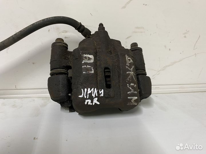 Суппорт передний правый Suzuki Jimny 1.3 FJ