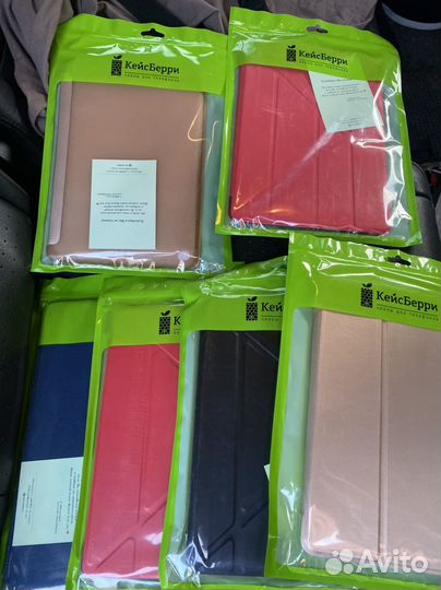 Чехлы на планшеты