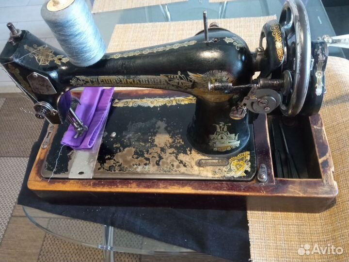 Швейная машинка зингер ручная, челнок- 