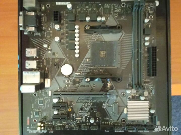 Материнская плата b450