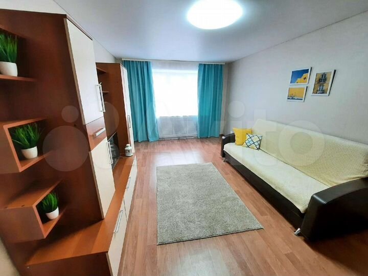 2-к. квартира, 52 м², 1/5 эт.