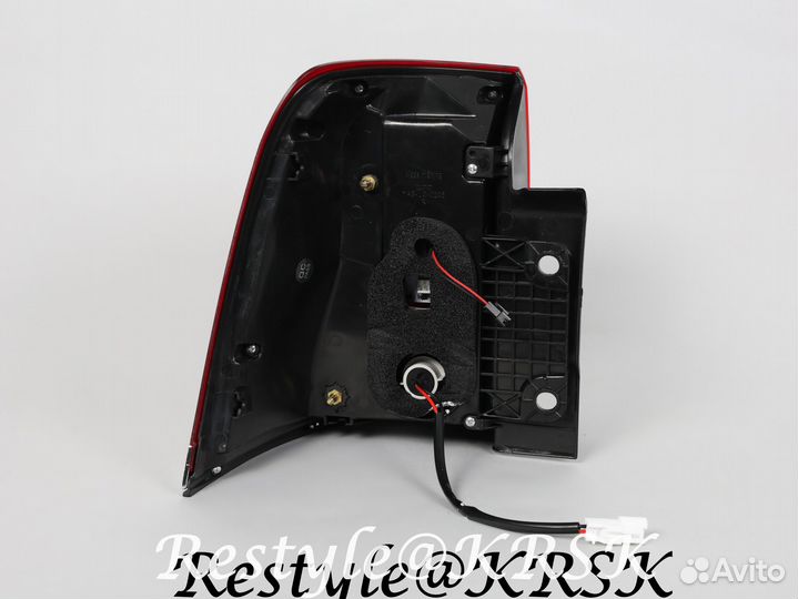 Стопы Toyota Land Cruiser 200 08-15г Стиль 16г