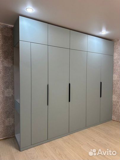 Шкаф для одежды