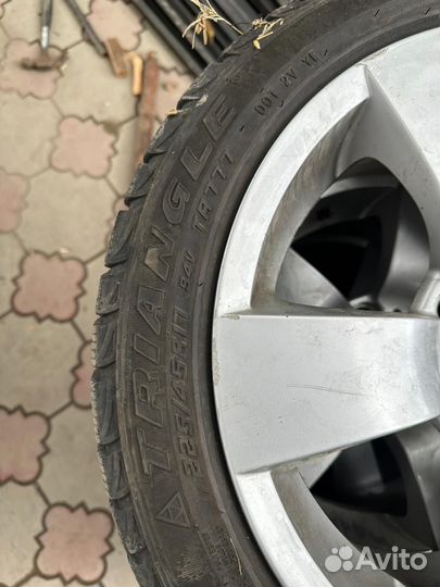 R17 Triangle TR777 225/45, PCD 5x120 DIA 72.6