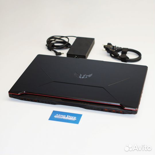 Asus TUF Gaming A17 / Ryzen 9 / 1660Ti / SSD 1 TB