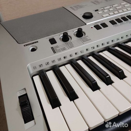 Синтезатор yamaha psr e413