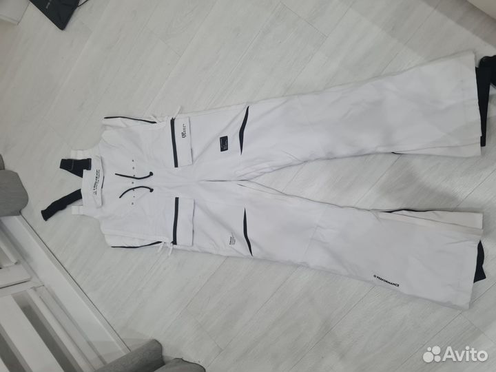 Горнолыжный костюм, анорак,комбинезон