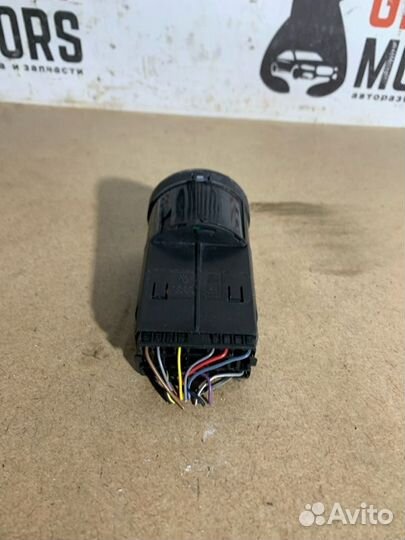 Блок включения фар Audi A4 B7 BFB 1.8L 2005