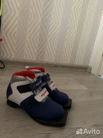 Лыжные ботинки детские