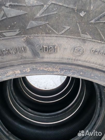 Continental IceContact 3 215/60 R16 99T