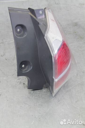 Фонарь задний наружный правый Nissan X-Trail T32