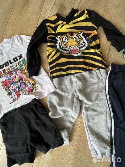 Комлпект одежды на мальчика 104-110 одежда пакетом