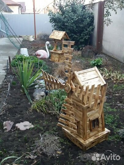 Декоративный колодец