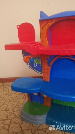 Штаб герои в масках с горкой