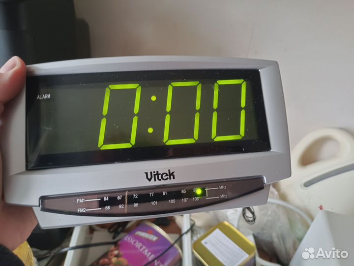 Часы с радио