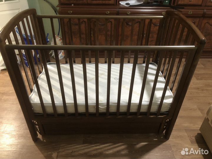 Детская кроватка с маятником Гандылян Дашенька