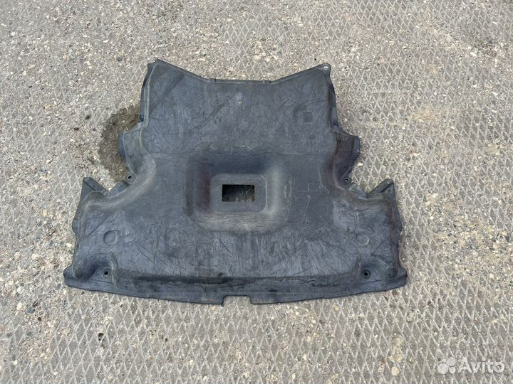 Защита двигателя Mercedes Benz W203 M271