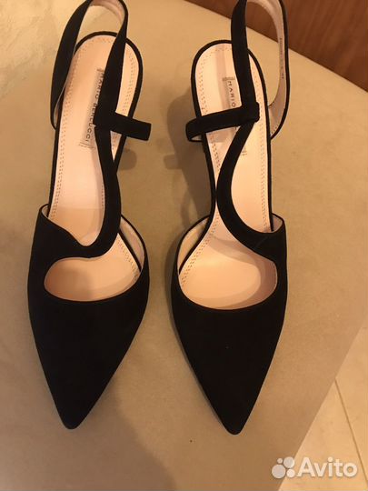 Босоножки 37