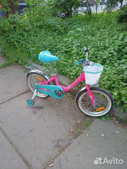 Велосипед для девочки 5-6 лет