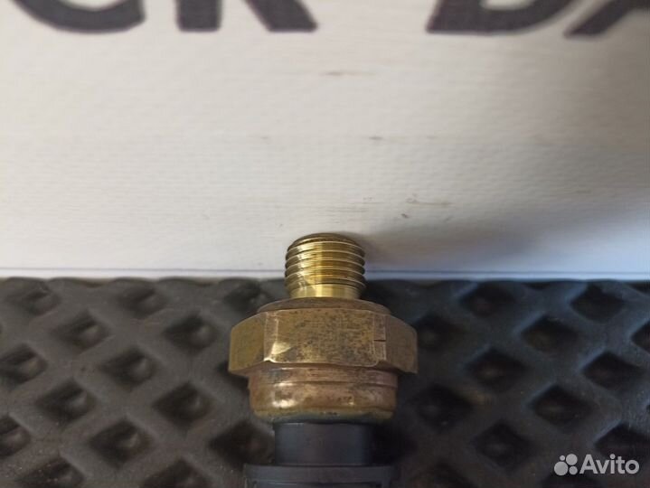 1826281 Датчик давления масла Daf 95XF, Daf XF105