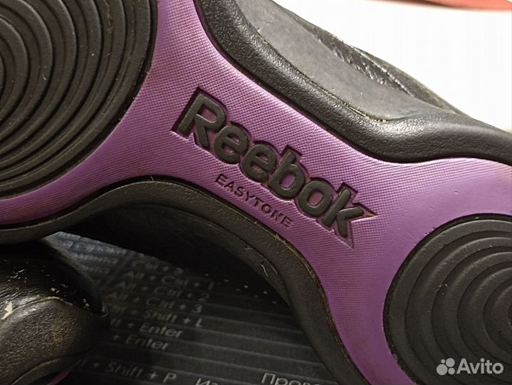 Кроссовки Reebok easytone 38,5