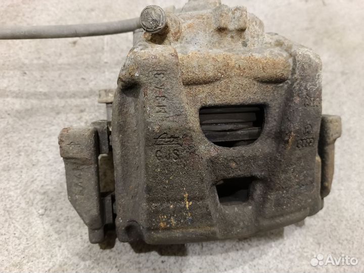 Передний правый суппорт для Volkswagen Tiguan 1