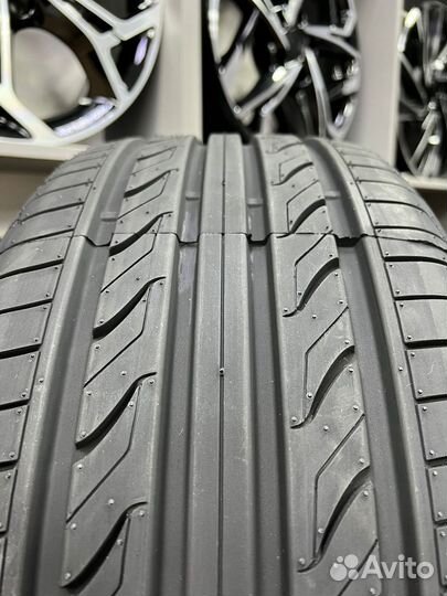 Landsail LS388 215/60 R16 95V