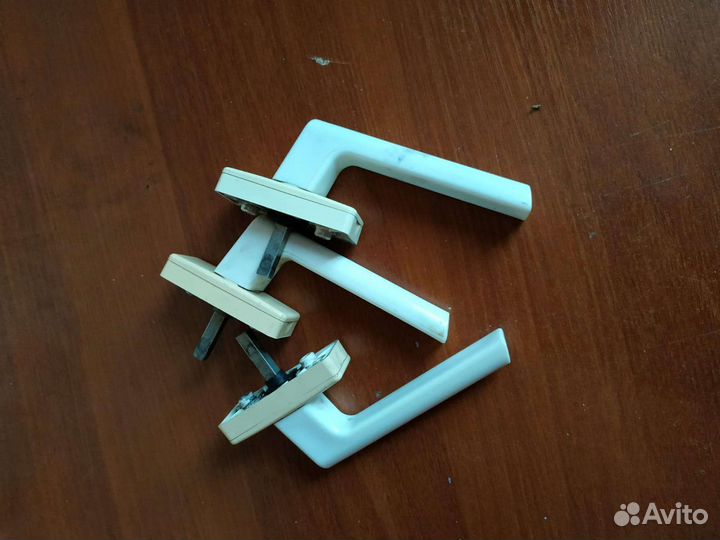 Ручки оконные