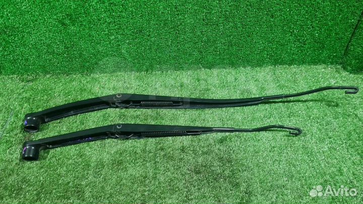 Поводок стеклоочистителя Kia Hyundai