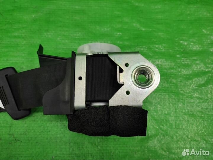 Ремень безоп. задний правый 2012г. Tiguan 07-16