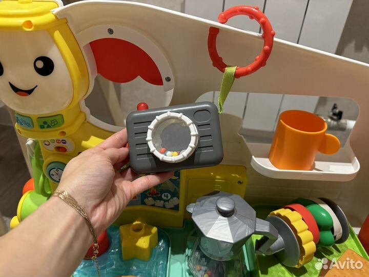 Каталка Fisher-price фургон музыкальный