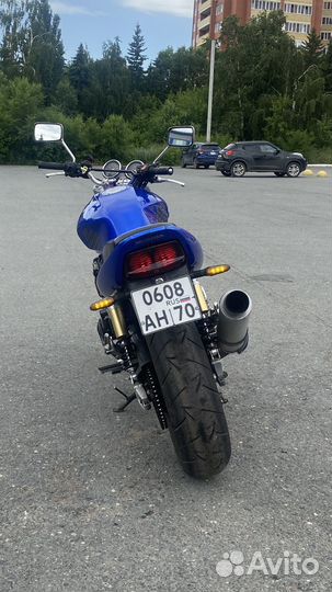 Honda cb400sfv