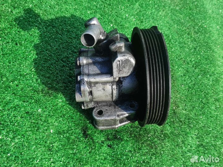 Насос гур Mercedes w203 2.7 CDI