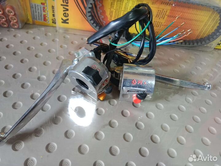 Ручки руля с пультами на мопед