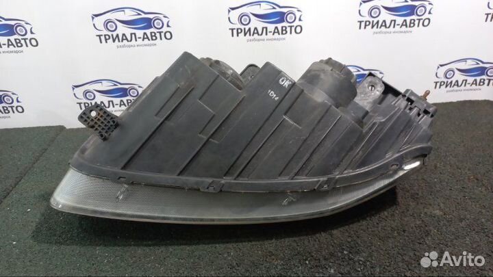 Chevrolet Captiva Фара